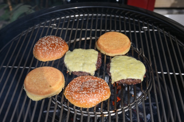 Weber burger 5